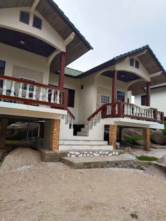 Family Tanotebay Resort Koh Tao Exterior photo