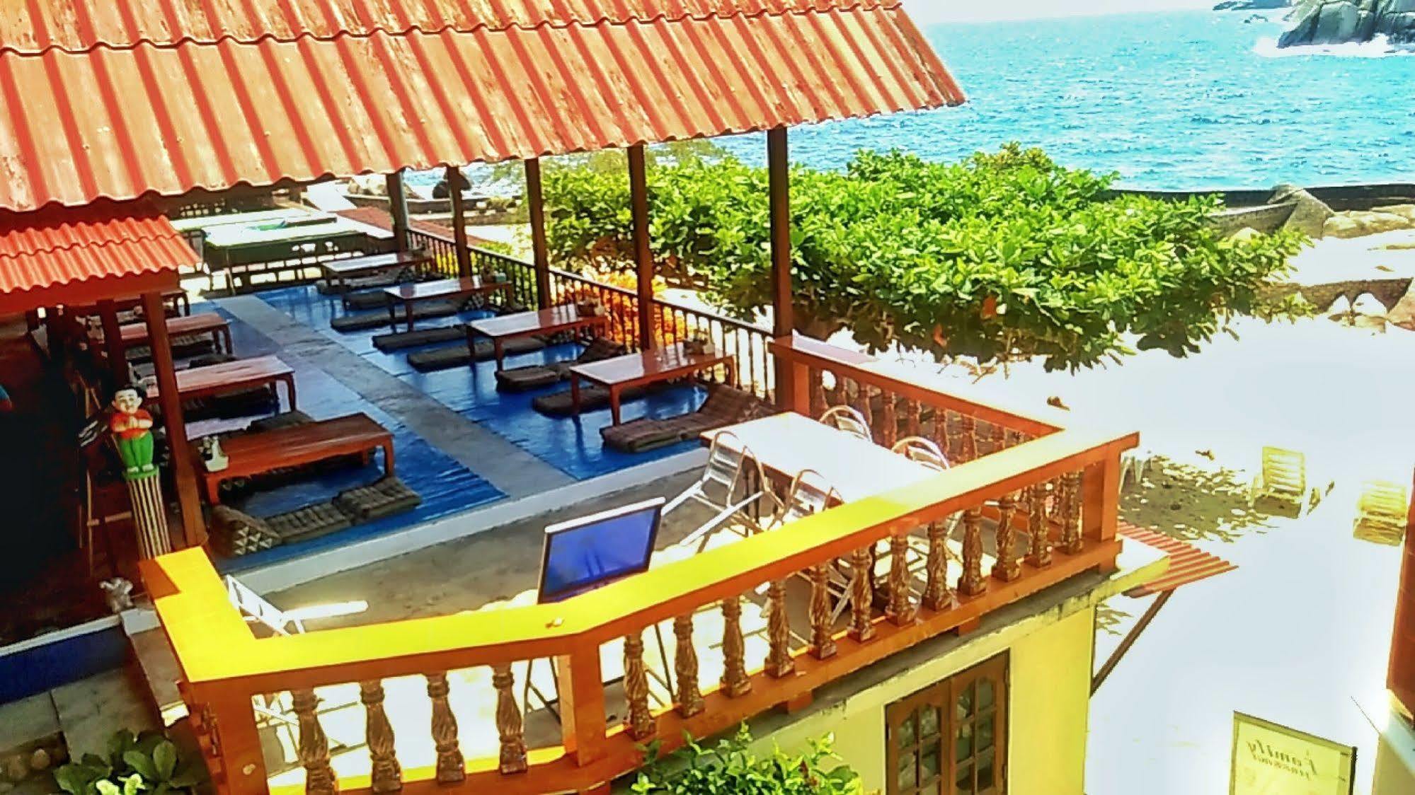 Family Tanotebay Resort Koh Tao Exterior photo
